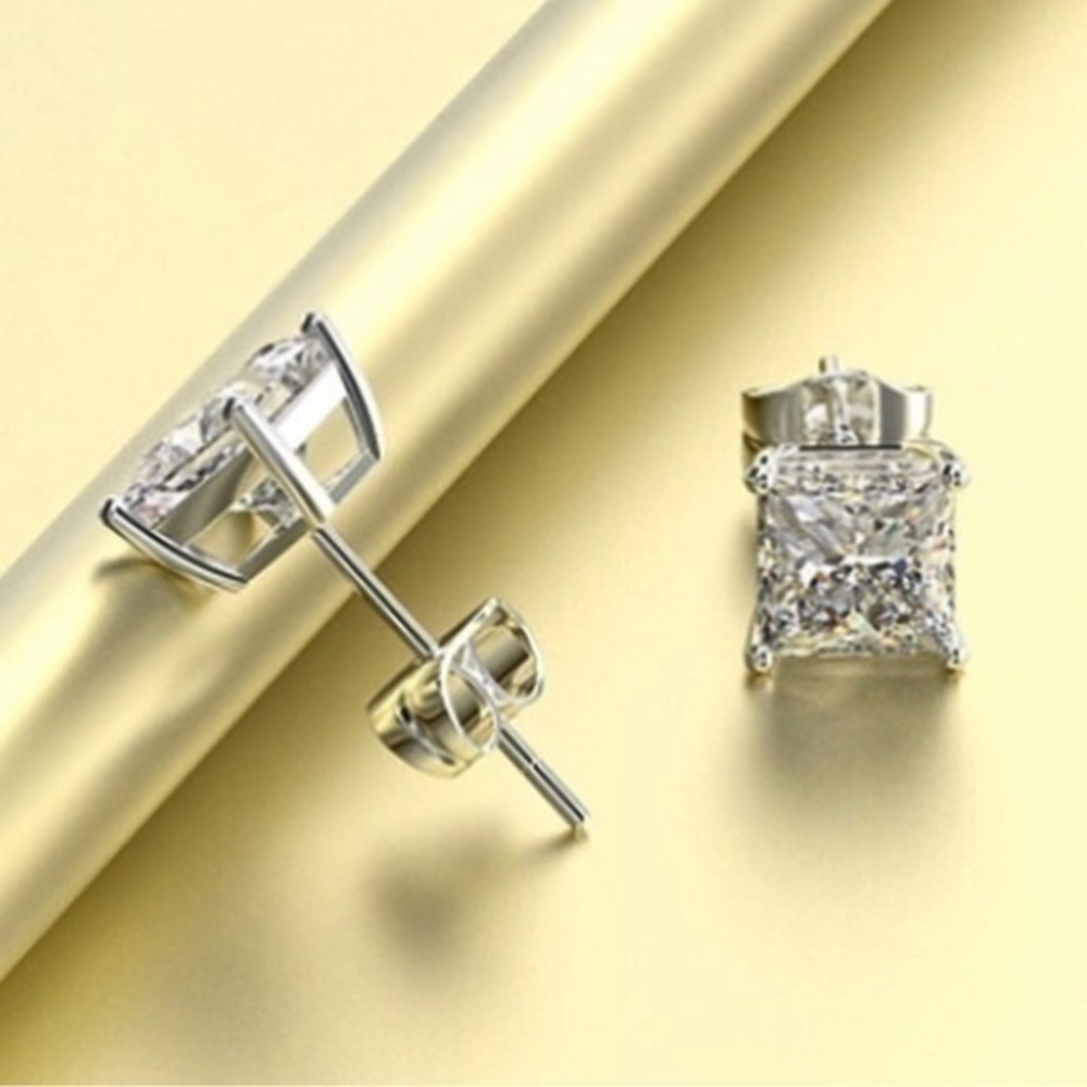 18k White Gold Plated Cz Princess Cut Stud Earrings 1.5 Total Carat Weight